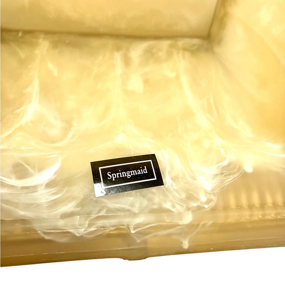 Springmaid Luxury Palais Cream Gold Faux Marble Tissue Box Cover - Picture 6 of 6